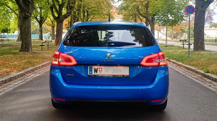 Peugeot 308 2021 photo 3
