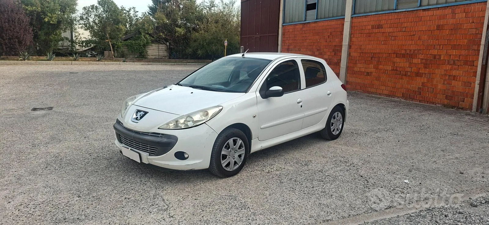 Peugeot 206 2010 photo 3