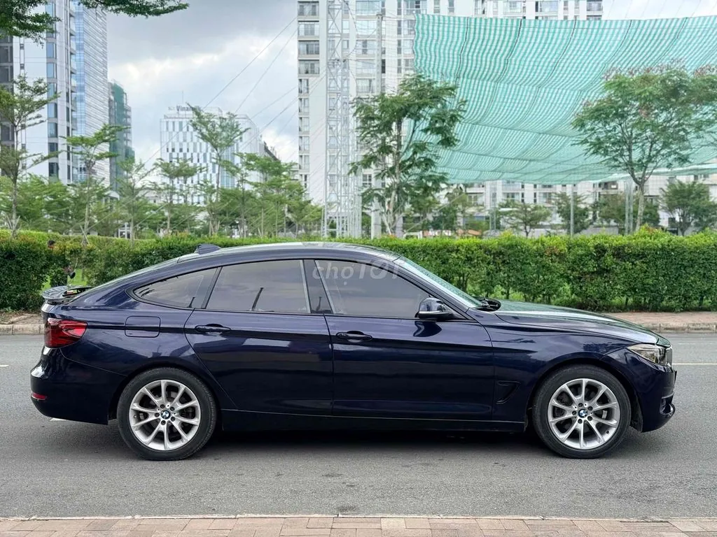 BMW 3 Series 2014 photo 2