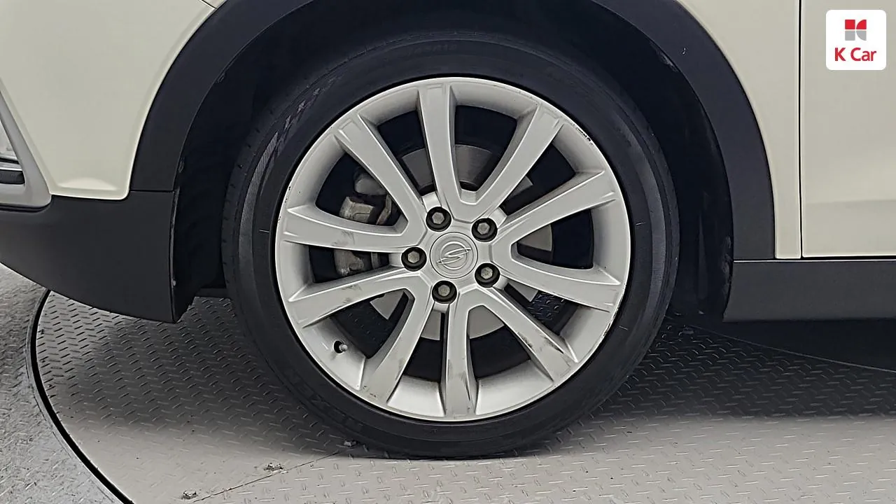 KG Mobility Tivoli Air 2016 photo 5