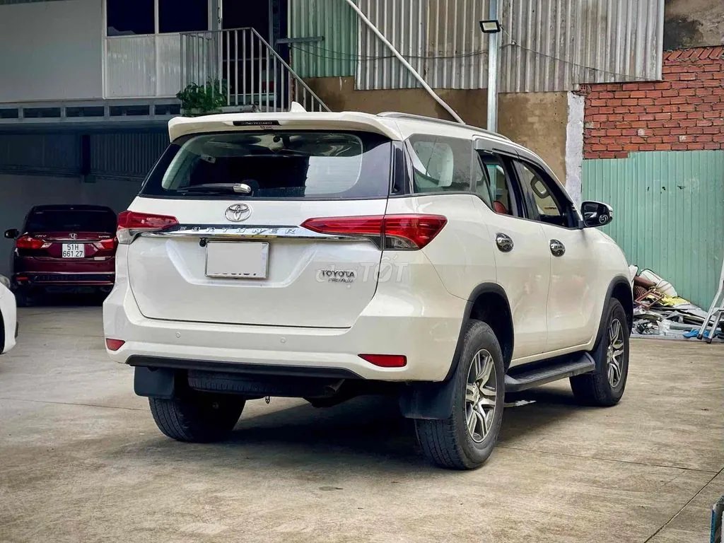 Toyota Fortuner 2017 photo 4