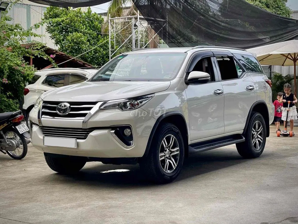 Toyota Fortuner 2017 photo 3