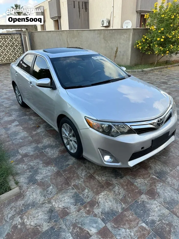 Toyota Camry 2014 photo 2