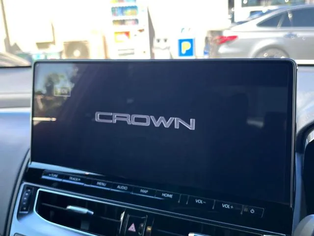 Toyota Crown 2021 photo 4