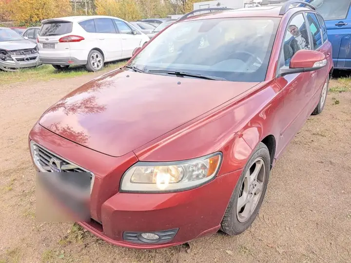 Volvo V50