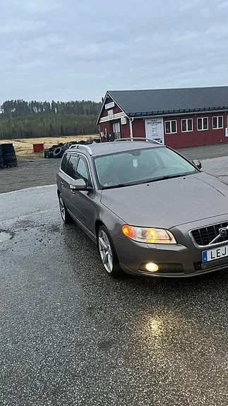 Volvo V70 2008 photo 3