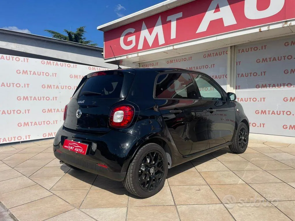 Smart Forfour 2016 photo 5