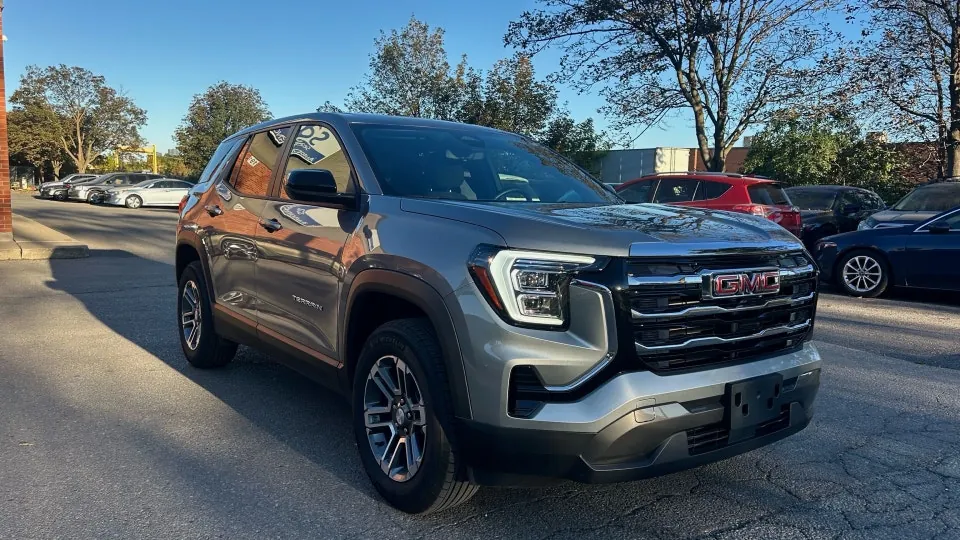GMC Terrain 2026 photo 3