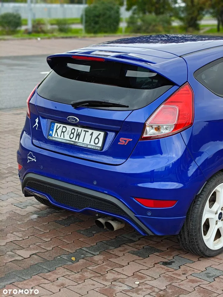 Ford Fiesta 2015 photo 3