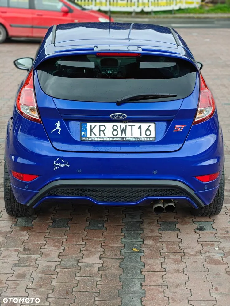 Ford Fiesta 2015 photo 4
