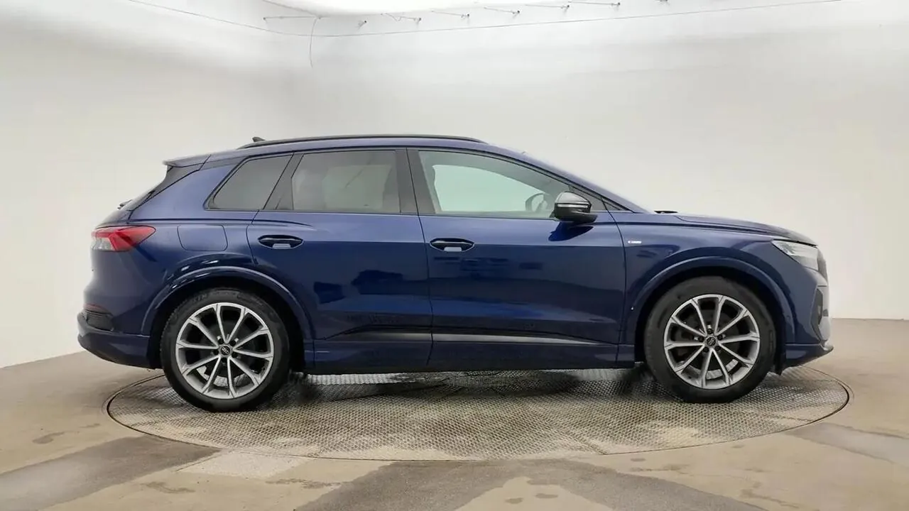 Audi Q4 E-Tron 2023 photo 2