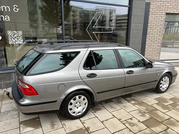 Saab 9-5 2004 photo 3