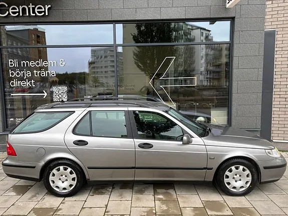 Saab 9-5 2004 photo 2