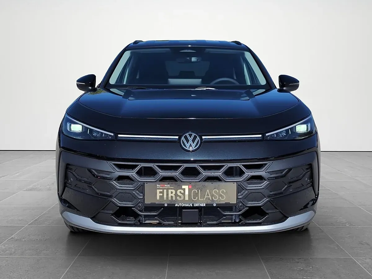Volkswagen T-Roc 2026 photo 2