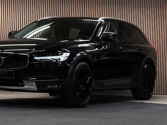 Volvo V90 Cross Country 2020 photo 2