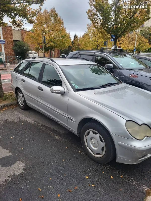Mercedes-Benz C-Class 2001 photo 2