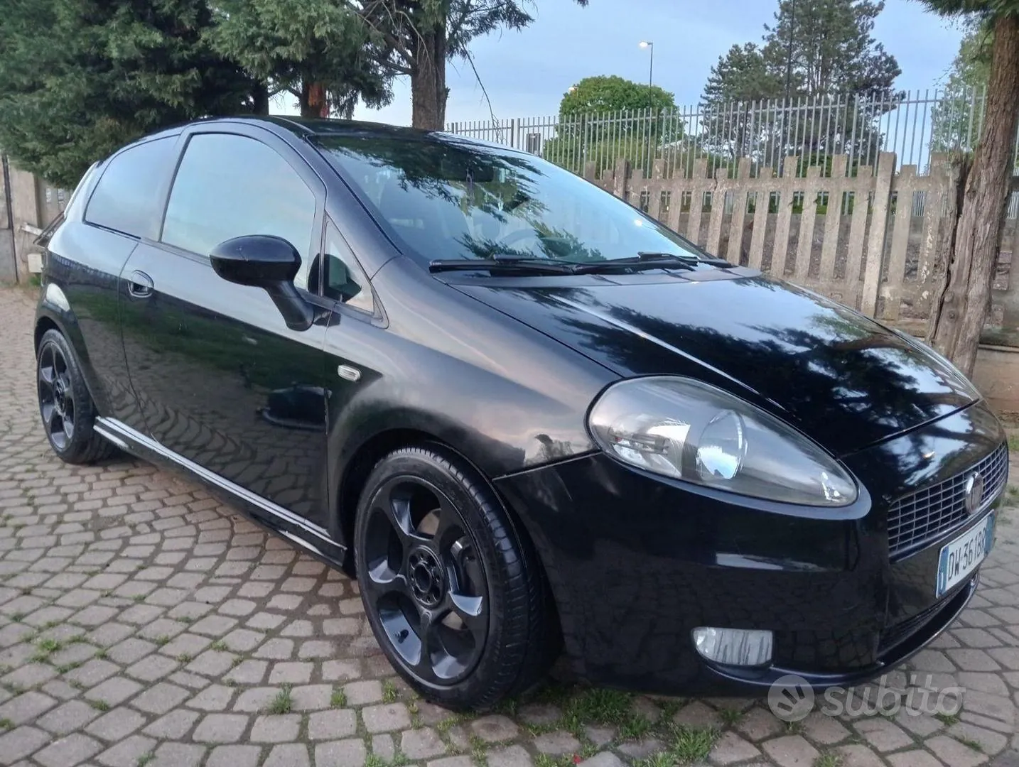 Fiat Grande Punto 2009 photo 4