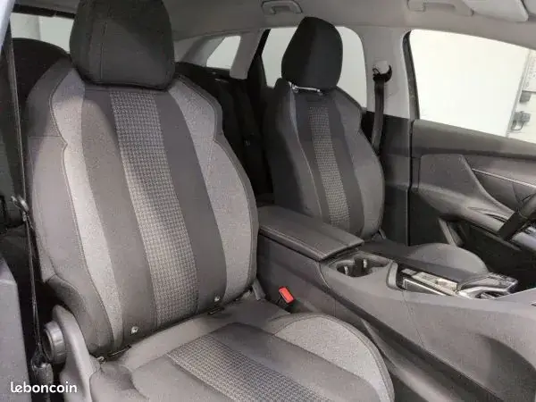 Peugeot 3008 2020 photo 5