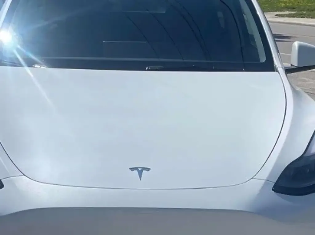 Tesla Model Y 2024 photo 3