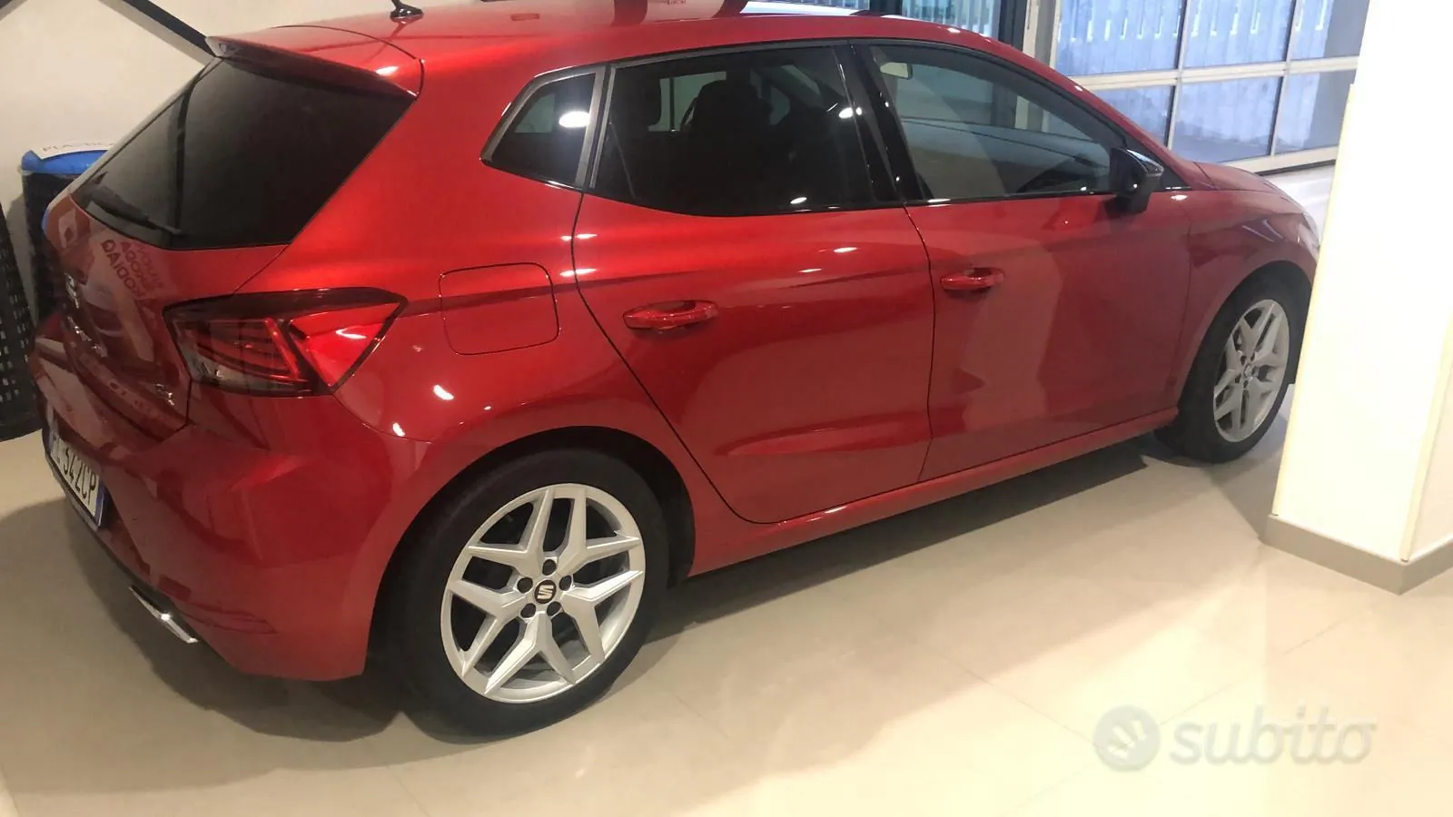 Seat Ibiza 2017 photo 2