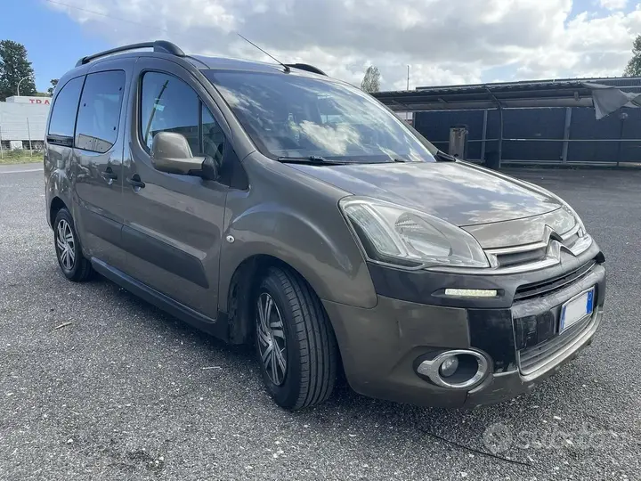 Citroen Berlingo 2012 photo 2
