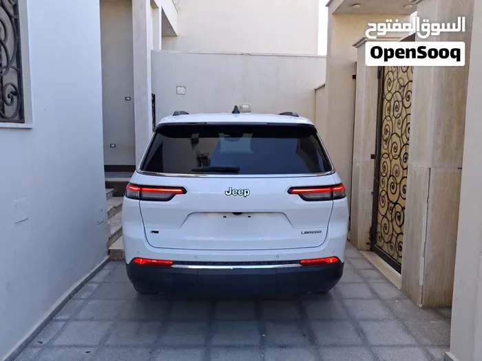 Jeep Grand Cherokee L 2023 photo 2