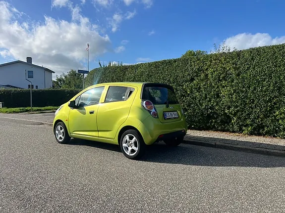 Chevrolet Spark 2012 photo 4