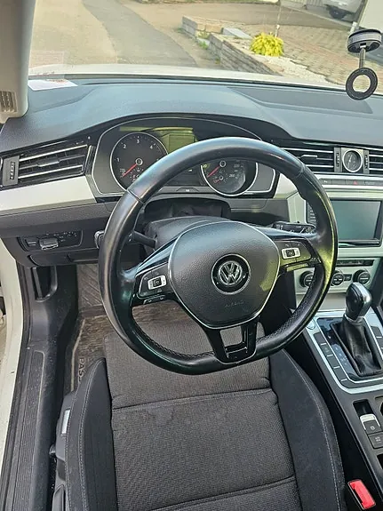 Volkswagen Passat 2016 photo 5