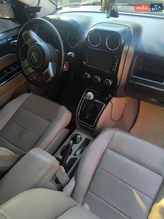 Jeep Compass 2011 photo 3
