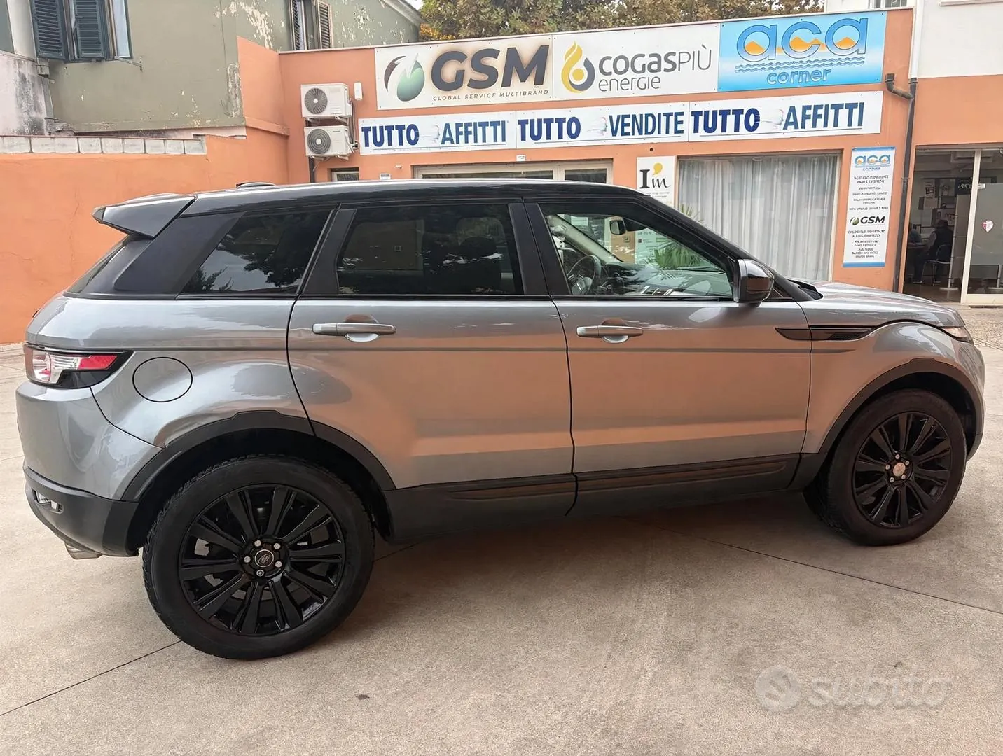 Land Rover Range Rover Evoque 2015 photo 2