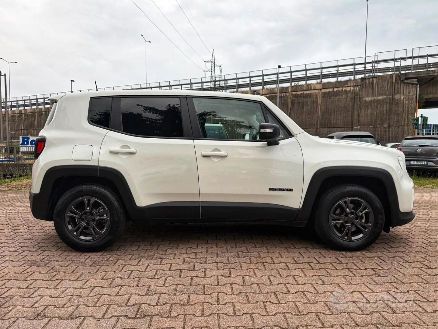Jeep Renegade 2024 photo 4