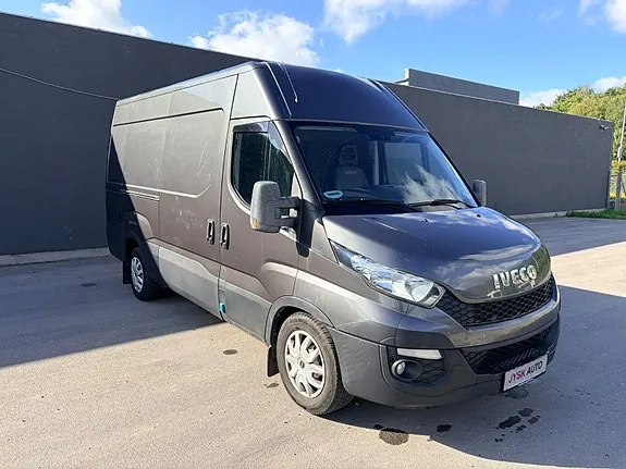 Iveco Daily 2015 photo 2