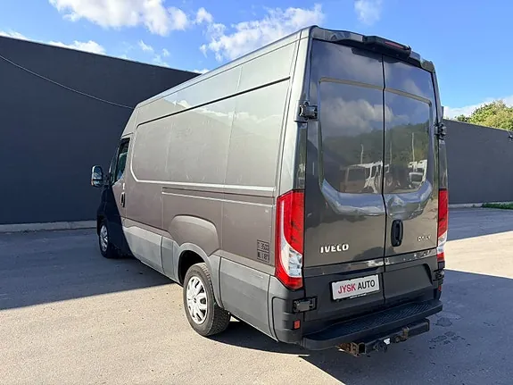 Iveco Daily 2015 photo 4