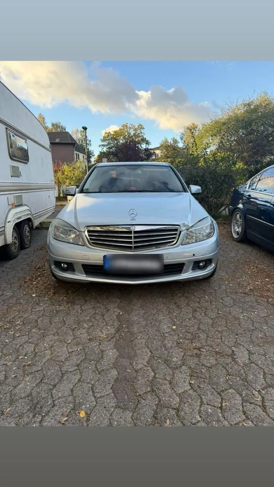 Mercedes-Benz C200 W204
