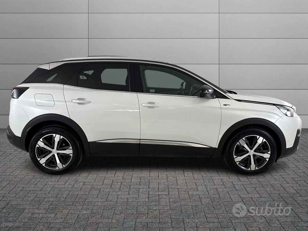 Peugeot 3008 2019 photo 3