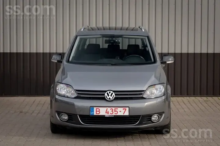 Volkswagen Golf Plus 2011 photo 2