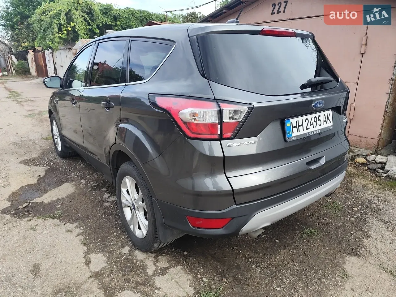 Ford Escape 2017 photo 3