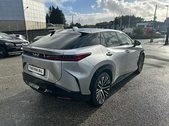 Lexus Rz450E 2023 photo 5