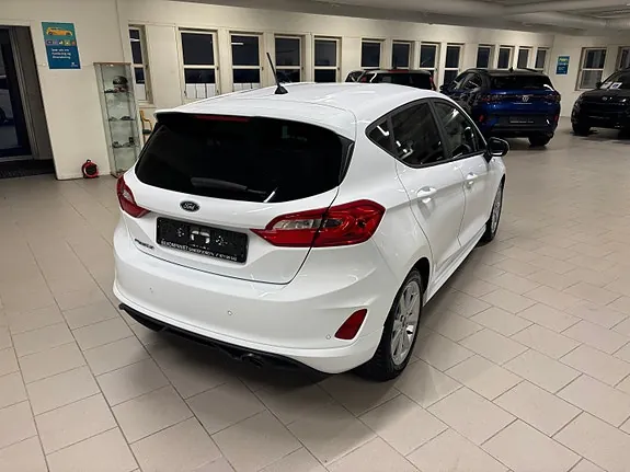 Ford Fiesta 2017 photo 2