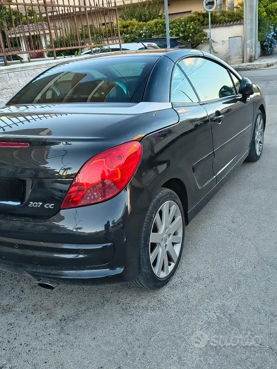 Peugeot 207 2008 photo 3
