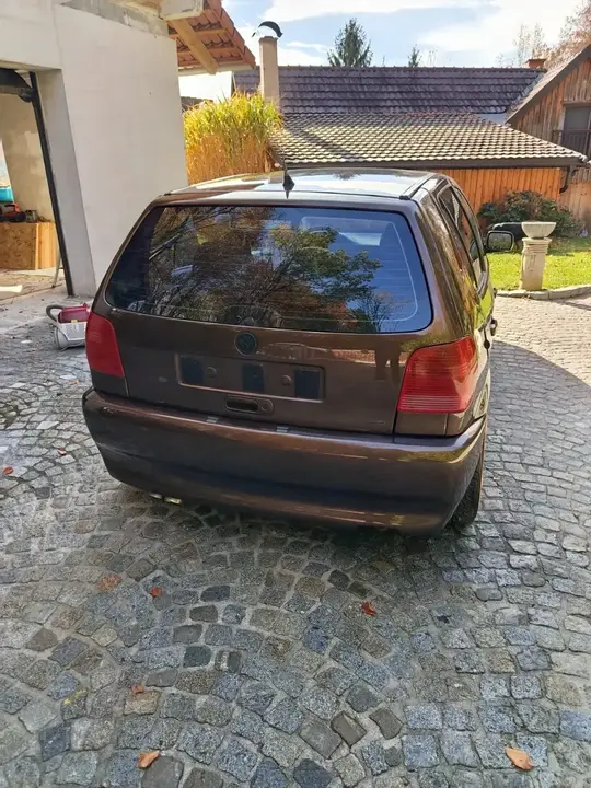 Volkswagen Polo 1997 photo 2
