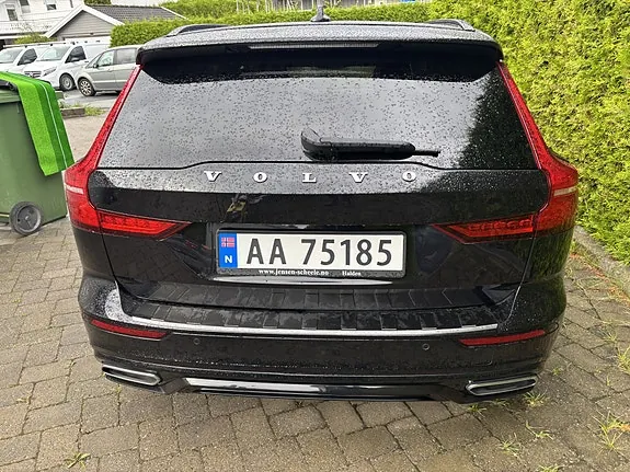 Volvo V60 2022 photo 4
