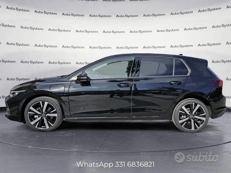 Volkswagen Golf 2026 photo 3