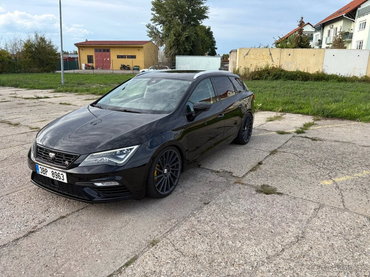 Seat Leon 2017 photo 2