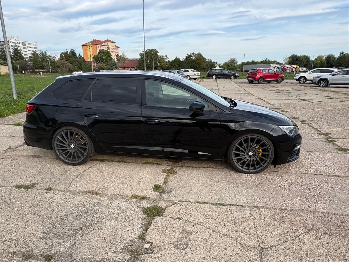 Seat Leon 2017 photo 4