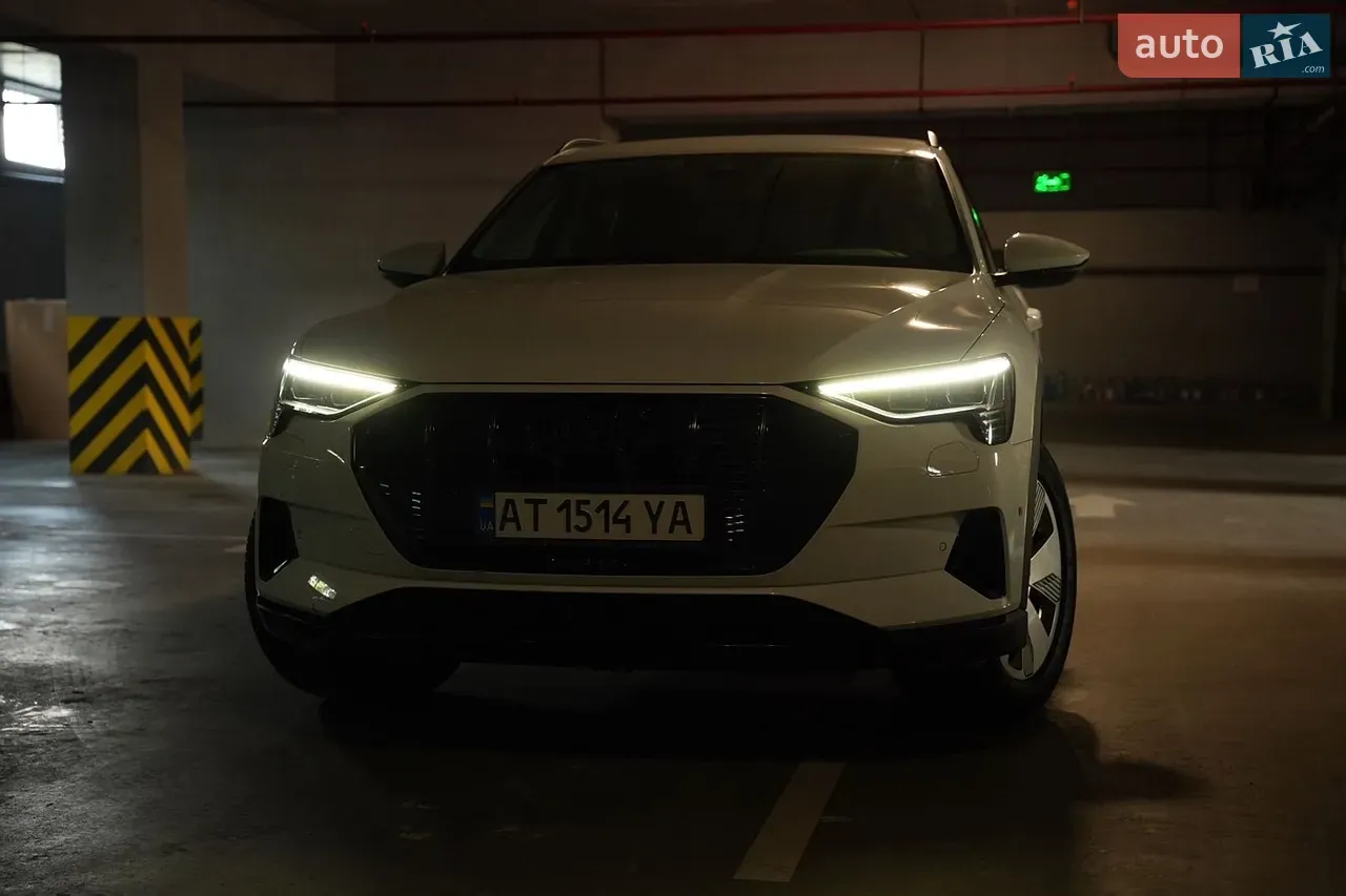Audi E-Tron 2020 photo 2