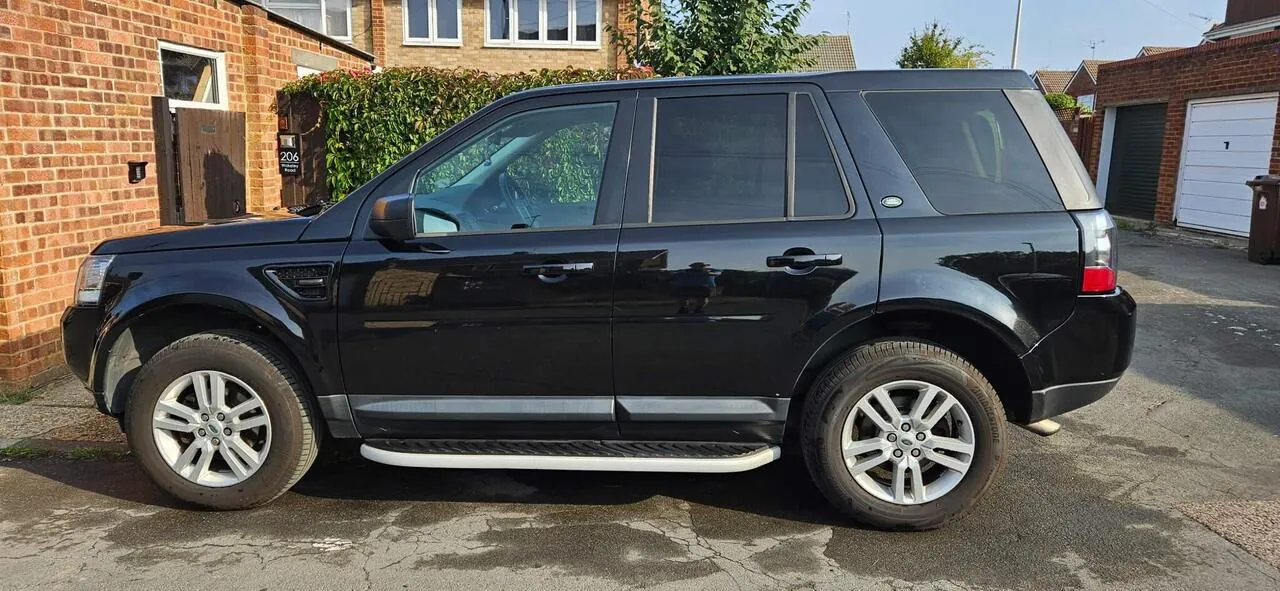 Land Rover Freelander 2 2013 photo 4