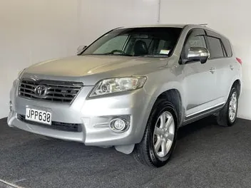 Toyota Vanguard 2010 photo 4
