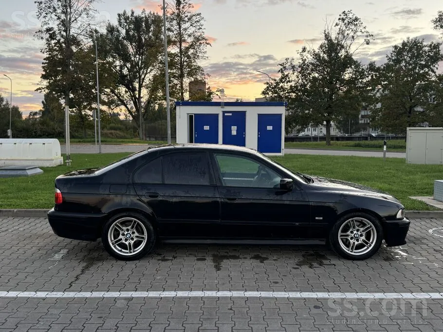 BMW 530D 2003 photo 3