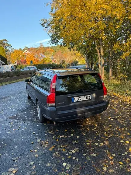 Volvo V70 2004 photo 2